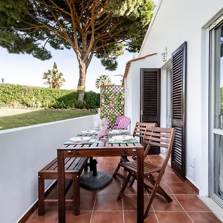 Cosy By The Pool Apartment Quarteira Exterior photo
